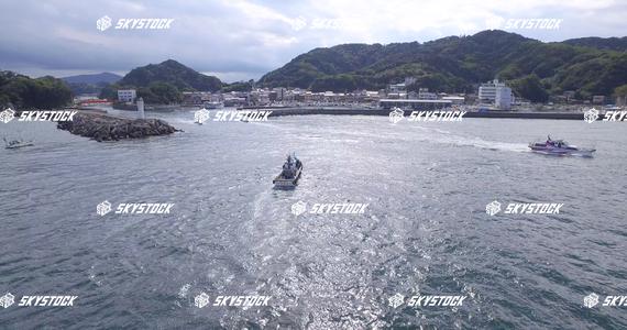 答志島_和具港に戻る漁船1