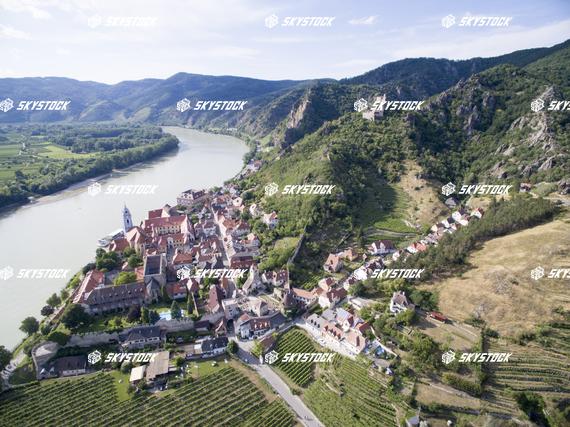 デュルンシュタイン9