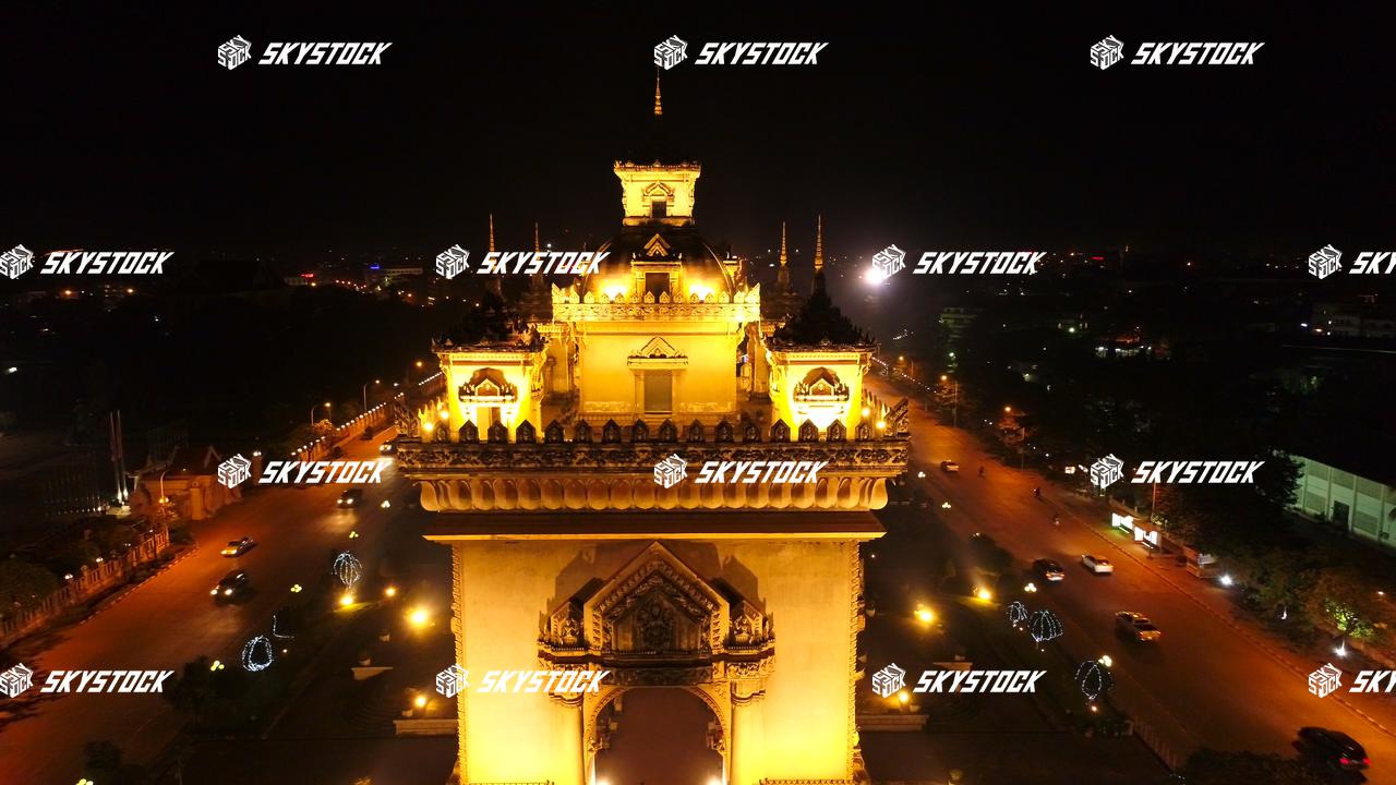 パトゥーサイ30