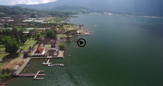 ウルン ダヌ ブラタン寺院10-1