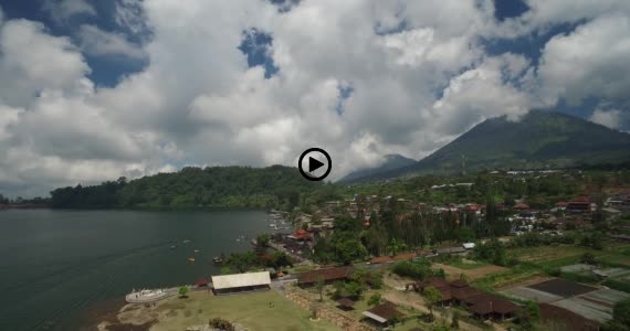 ウルン ダヌ ブラタン寺院6-1