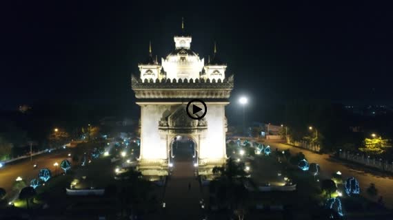 パトゥーサイ3-2