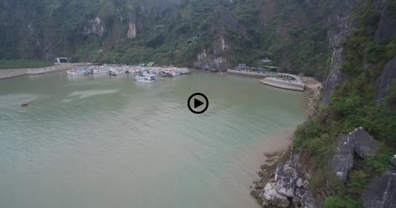 ハロン湾洞窟入り口3-2