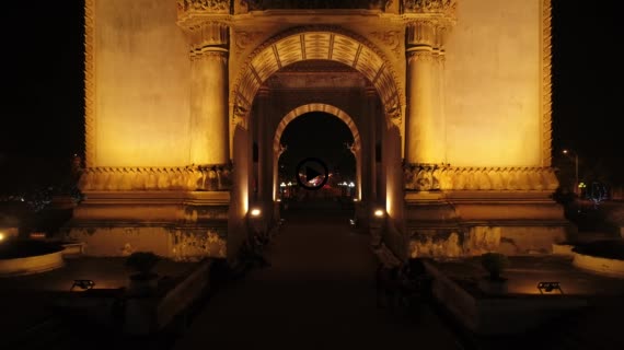 パトゥーサイ10-1