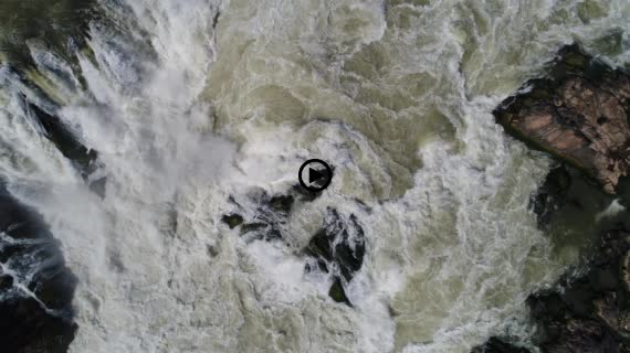 コーンパペンの滝13-1